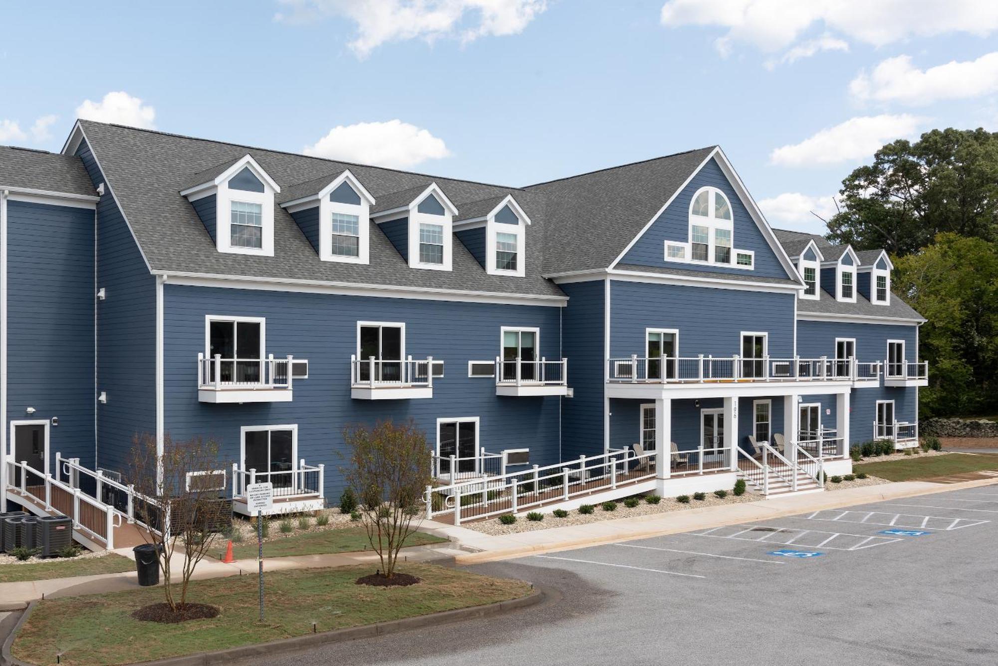 Boardwalk Hotel On Lake Anna By Kasa Mineral Exterior foto
